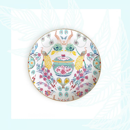 Onlewo 'Peranakan Story' fine bone china plate — 18cm with 24k gold rim, colourful Peranakan symbols including Kamcheng, Kasuk Manek and peacock motifs, Singapore-designed gift